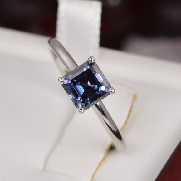 Certified Moissanite Deep Purple 1ct Princess Cut Ring 925 Sterling Silver - Picture 2 of 5